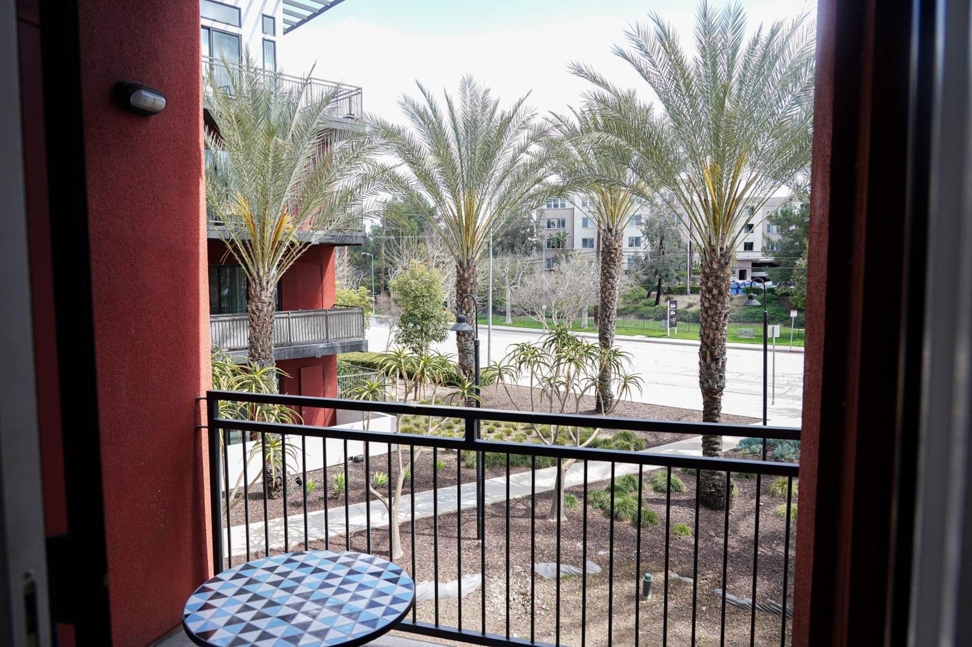 Lux 2 Bedroom In Woodland Hills Los Angeles Exteriör bild